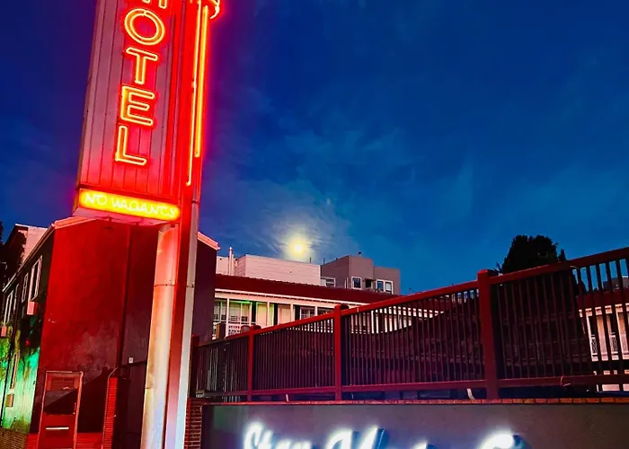 Star Motel