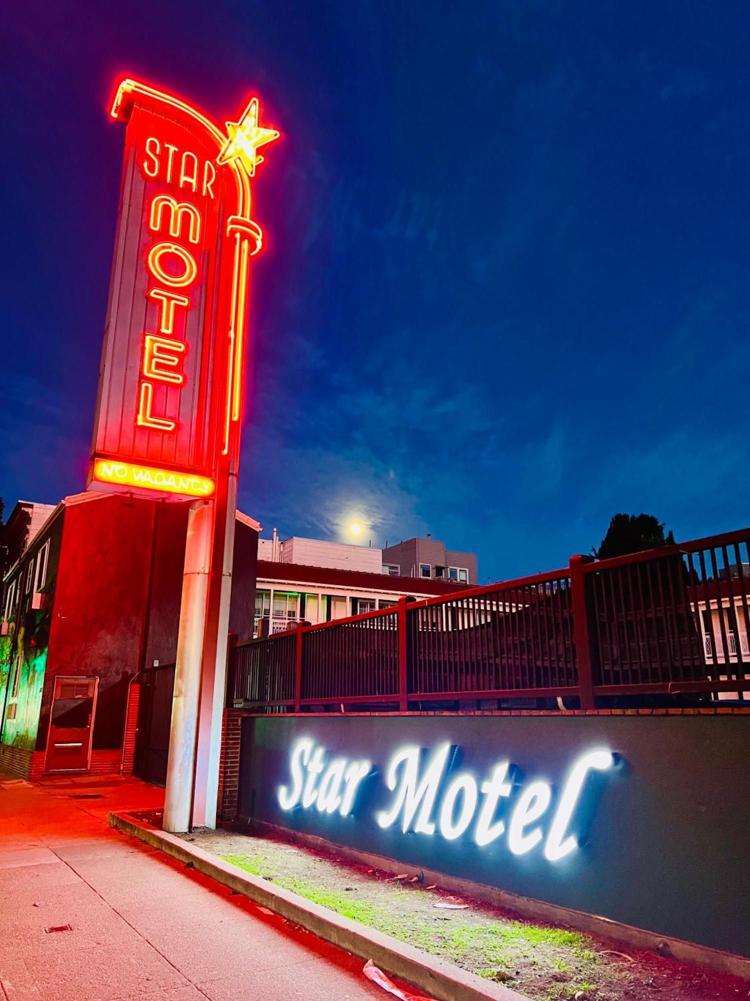 Star Hotel